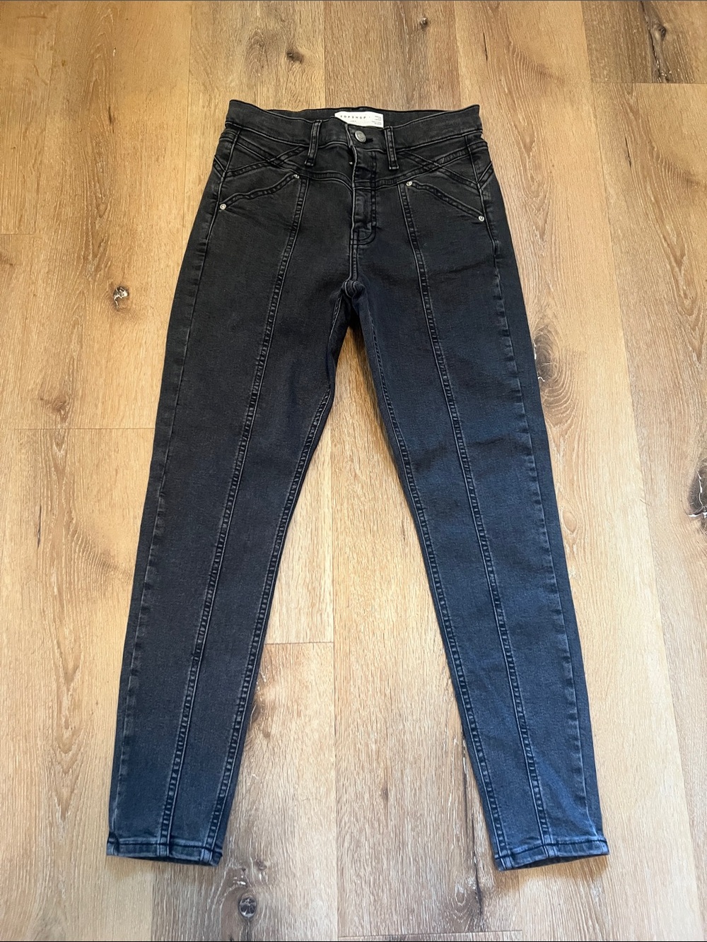 Topshop Jamie Waist 28 Length 30 Black Women’s High-Rise Seam-Detail Jeans